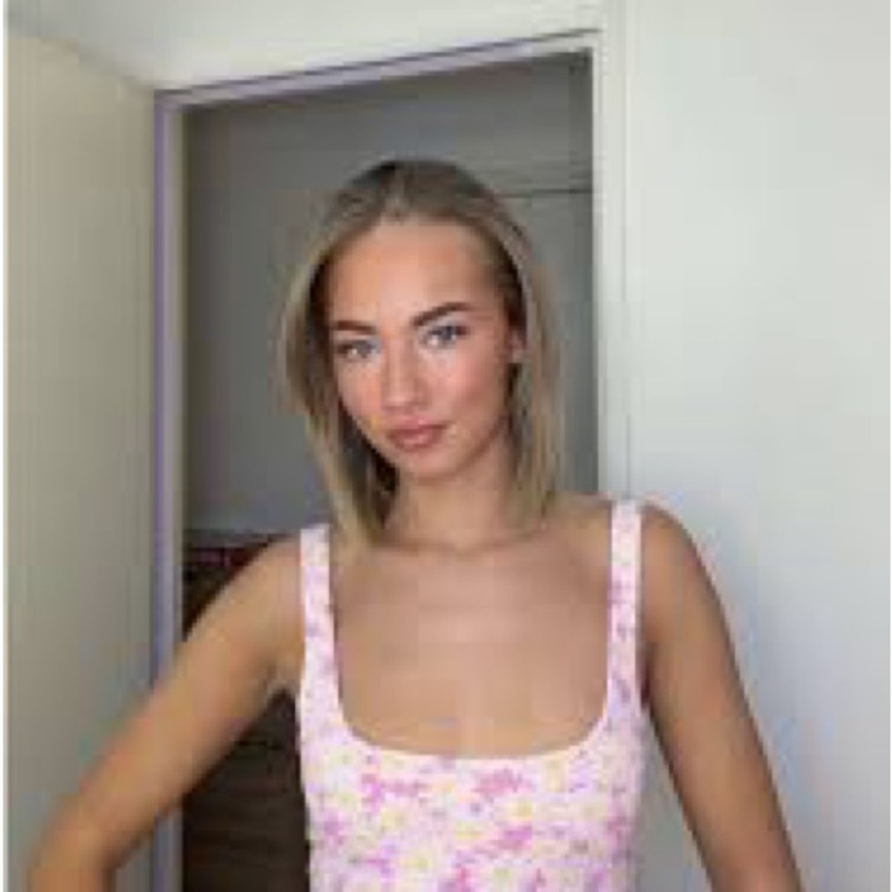 Zara Pink Floral Crop Top
